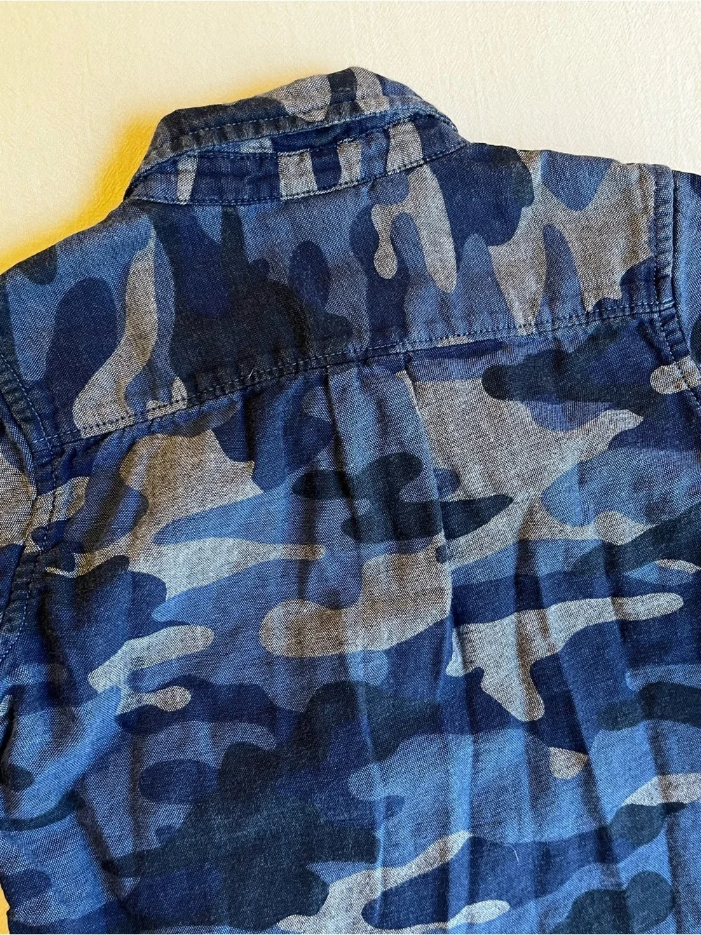 Gap Toddler Boys 3T Blue Camo Cotton Button Down Shirt Long Sleeve Chambray